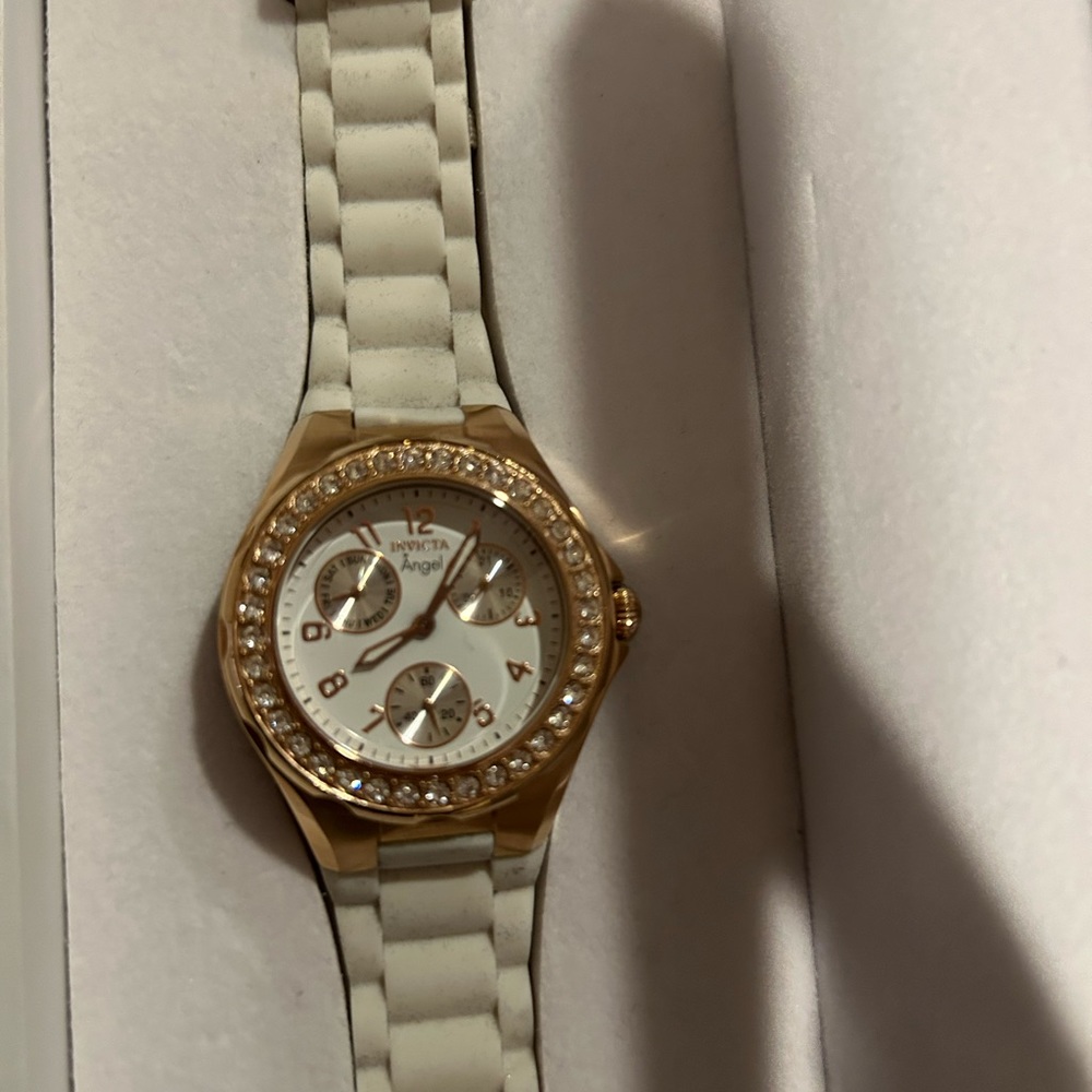 Invicta Angel Watch - Picture 2 of 3